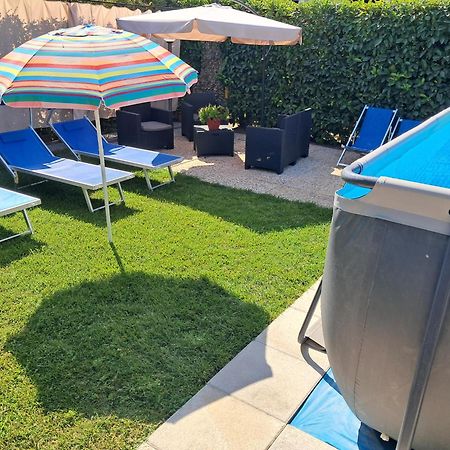 Depandance Con Piscina In Uso In Esclusivo In B&B サンタントーニオ・アバーテ エクステリア 写真