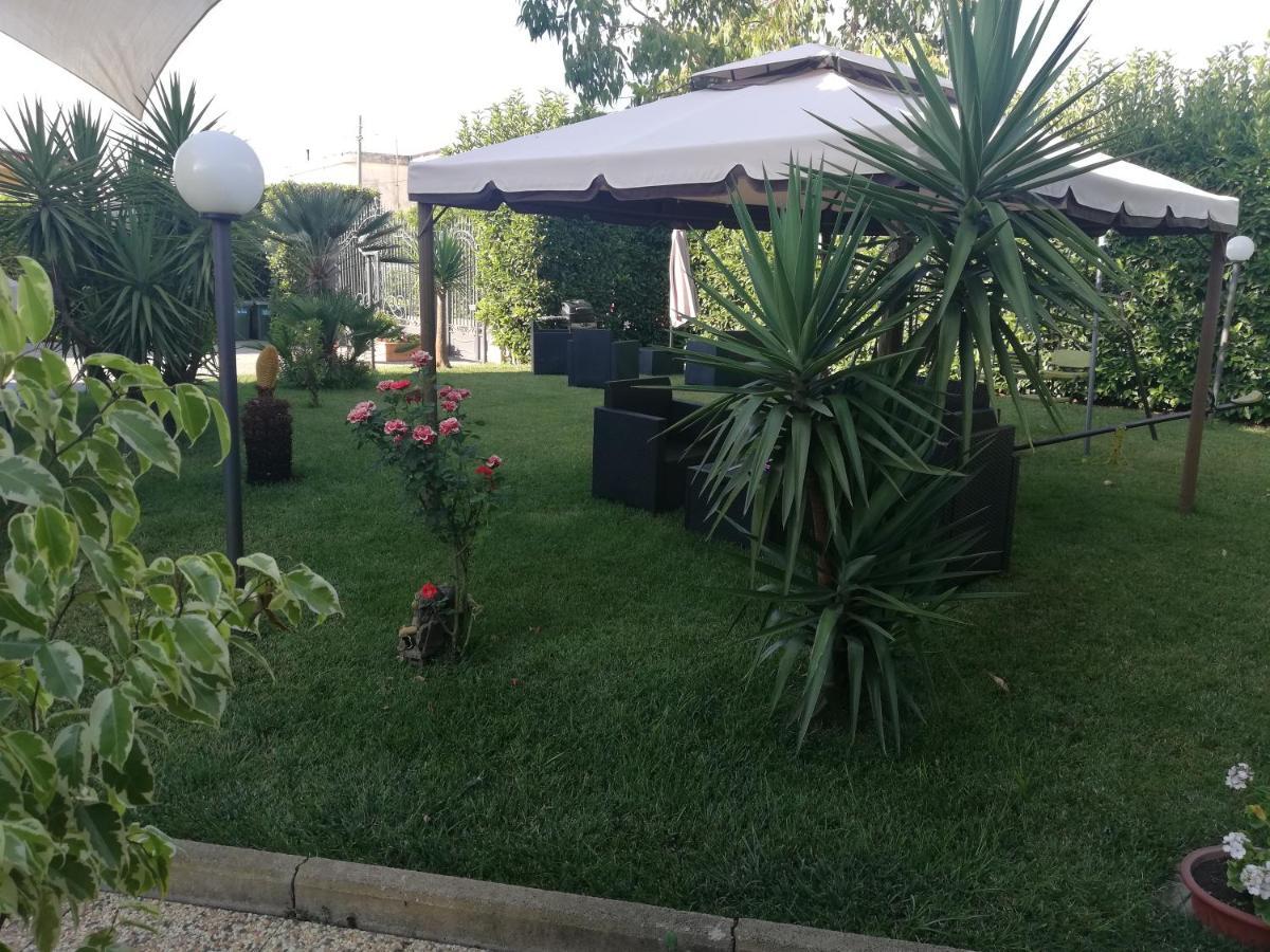Depandance Con Piscina In Uso In Esclusivo In B&B サンタントーニオ・アバーテ エクステリア 写真